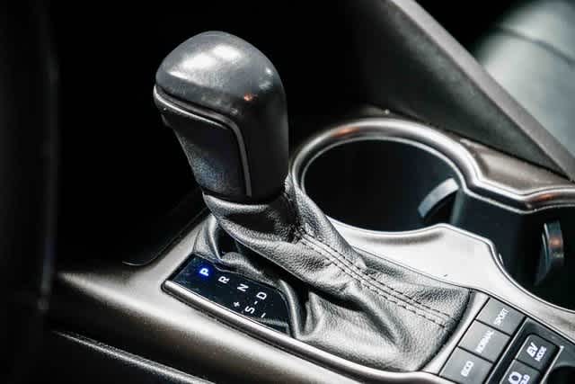 Thumbnail: 2022 Toyota Camry - 21