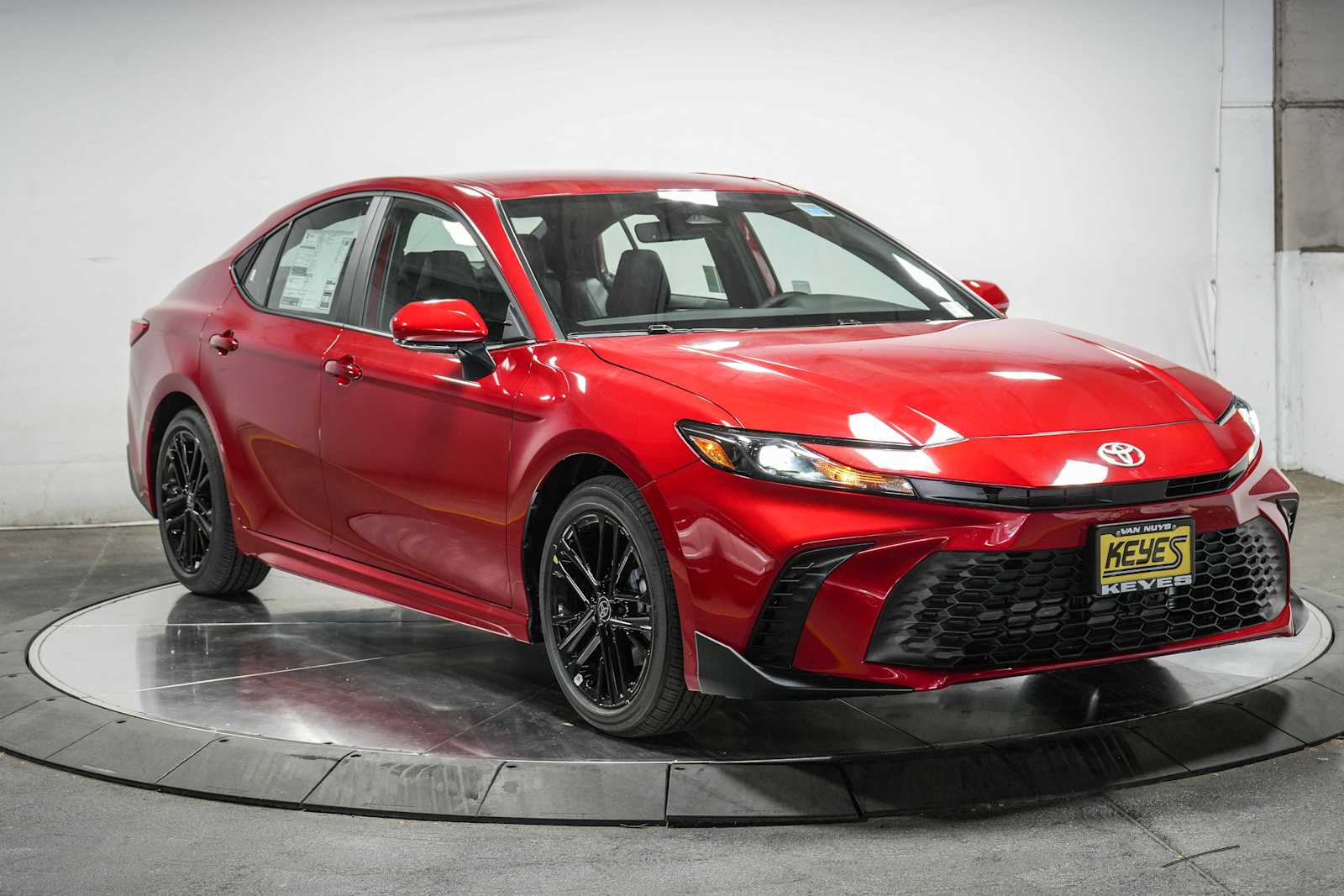 Thumbnail: 2025 Toyota Camry - 5