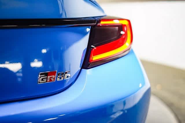 Thumbnail: 2023 Toyota GR86 - 11