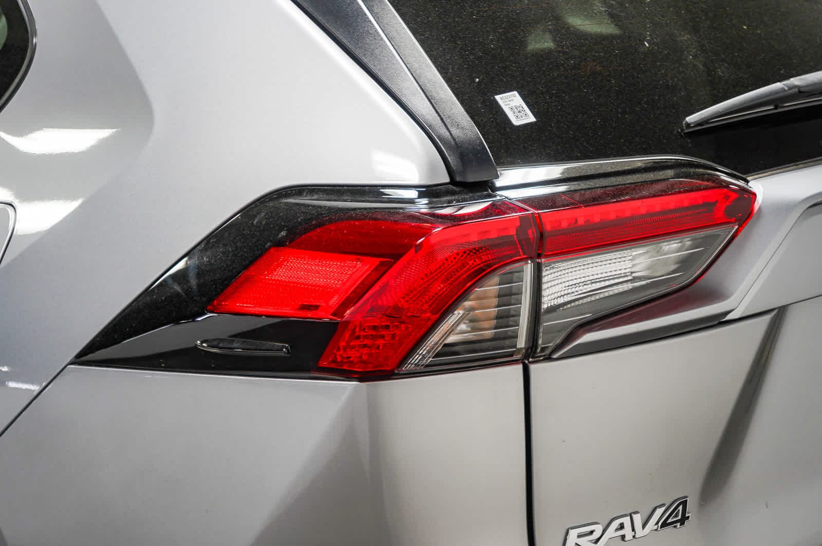 Thumbnail: 2025 Toyota RAV4 - 9