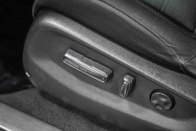 Thumbnail: 2021 Honda CR-V - 23