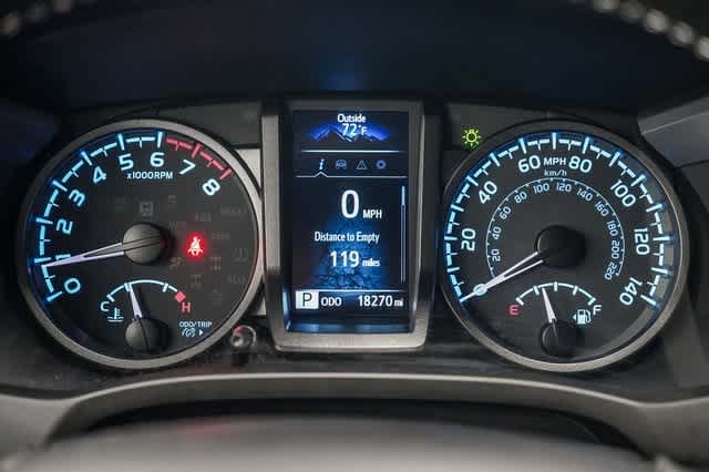 Thumbnail: 2022 Toyota Tacoma - 24