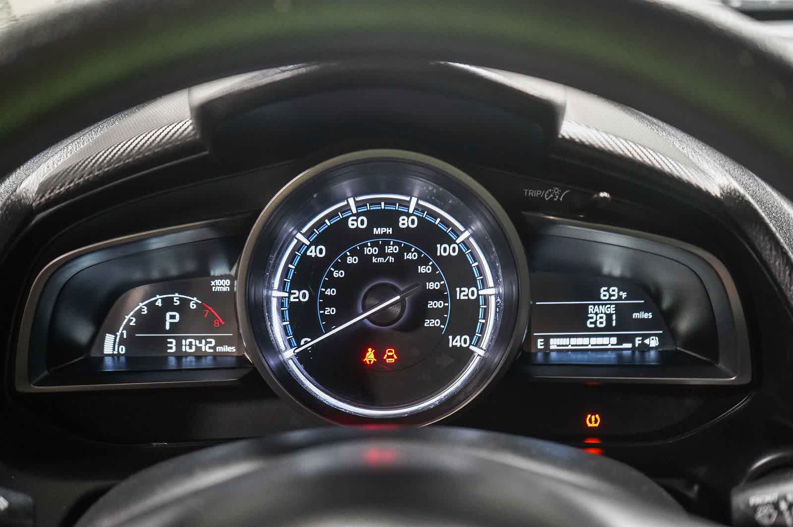 Thumbnail: 2020 Toyota Yaris - 25