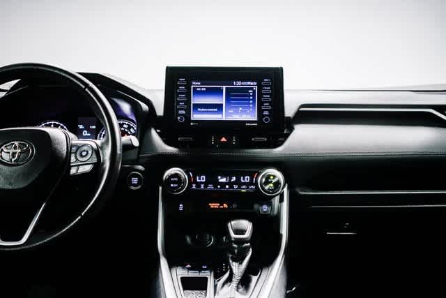 Thumbnail: 2022 Toyota RAV4 - 14