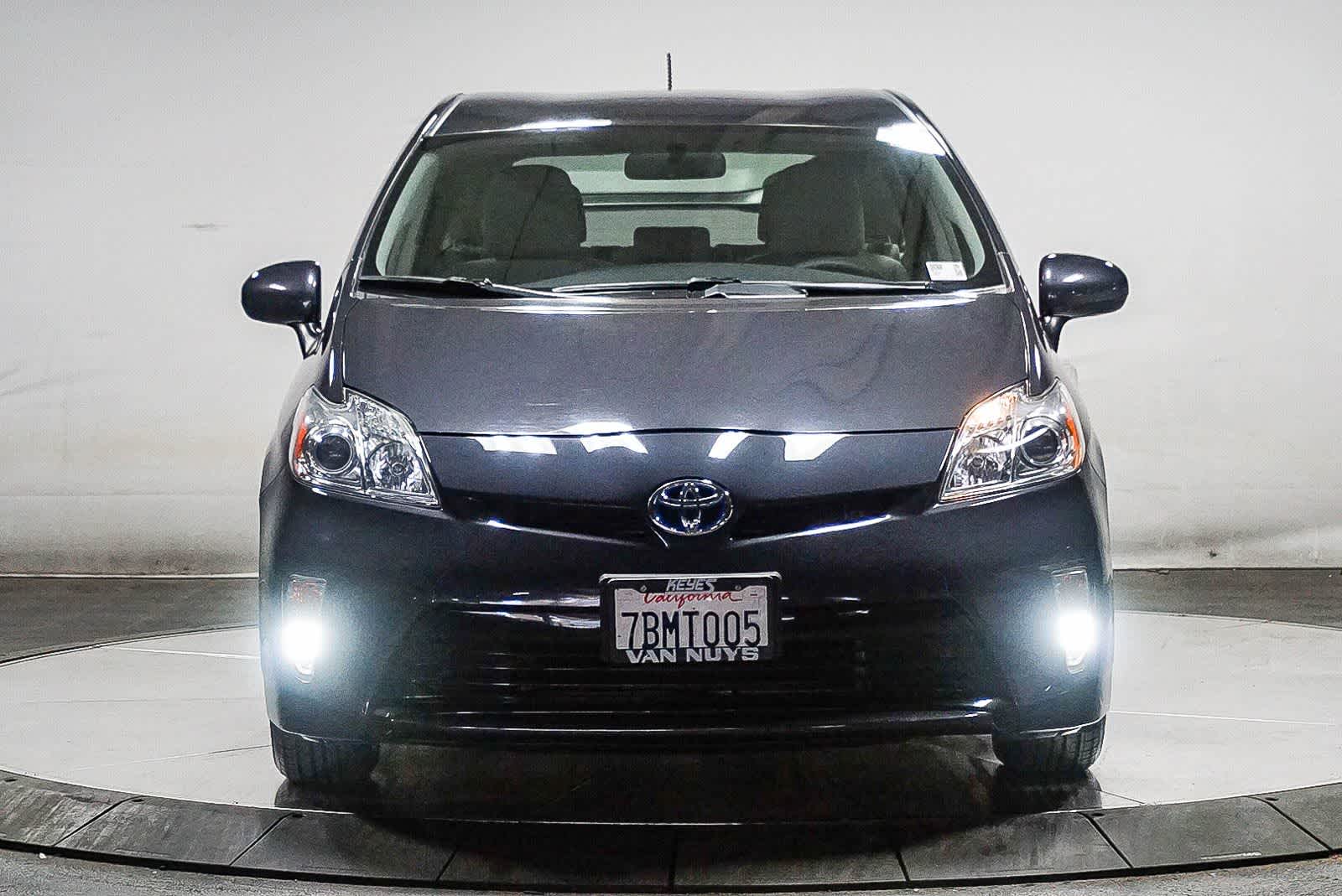 Thumbnail: 2013 Toyota Prius - 2