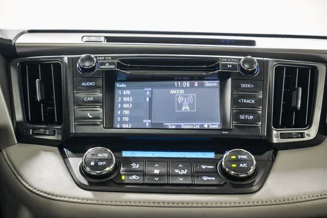 Thumbnail: 2018 Toyota RAV4 - 15