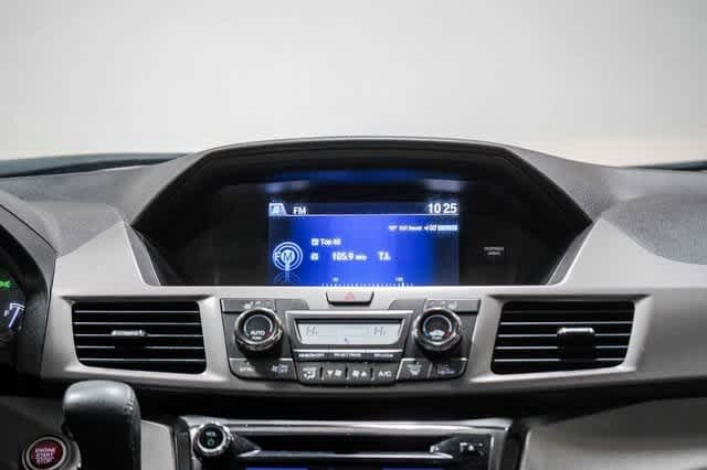 Thumbnail: 2016 Honda Odyssey - 14