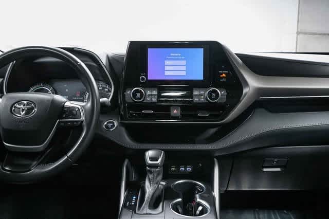 2023 Toyota Highlander XLE 14