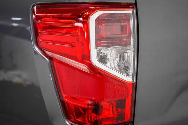 Thumbnail: 2021 Nissan Titan - 12