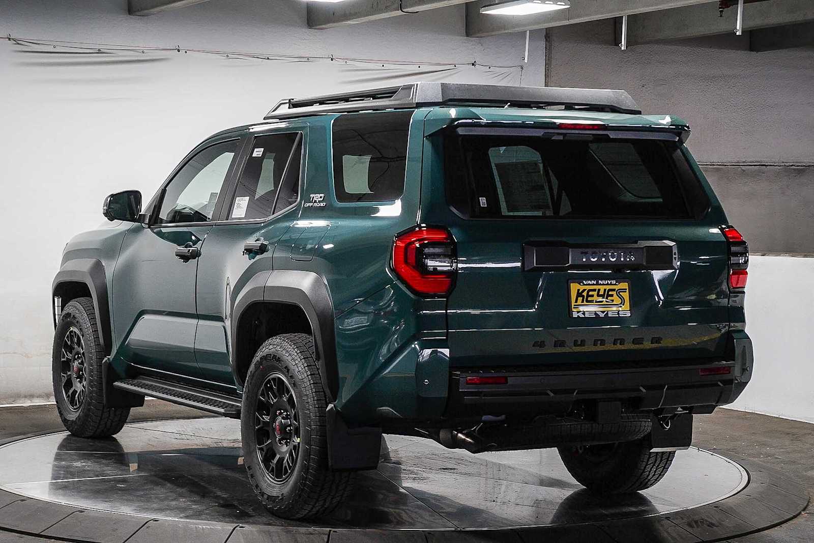 Thumbnail: 2025 Toyota 4Runner - 6