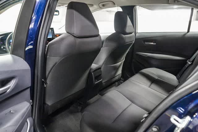 2020 Toyota Corolla LE 18