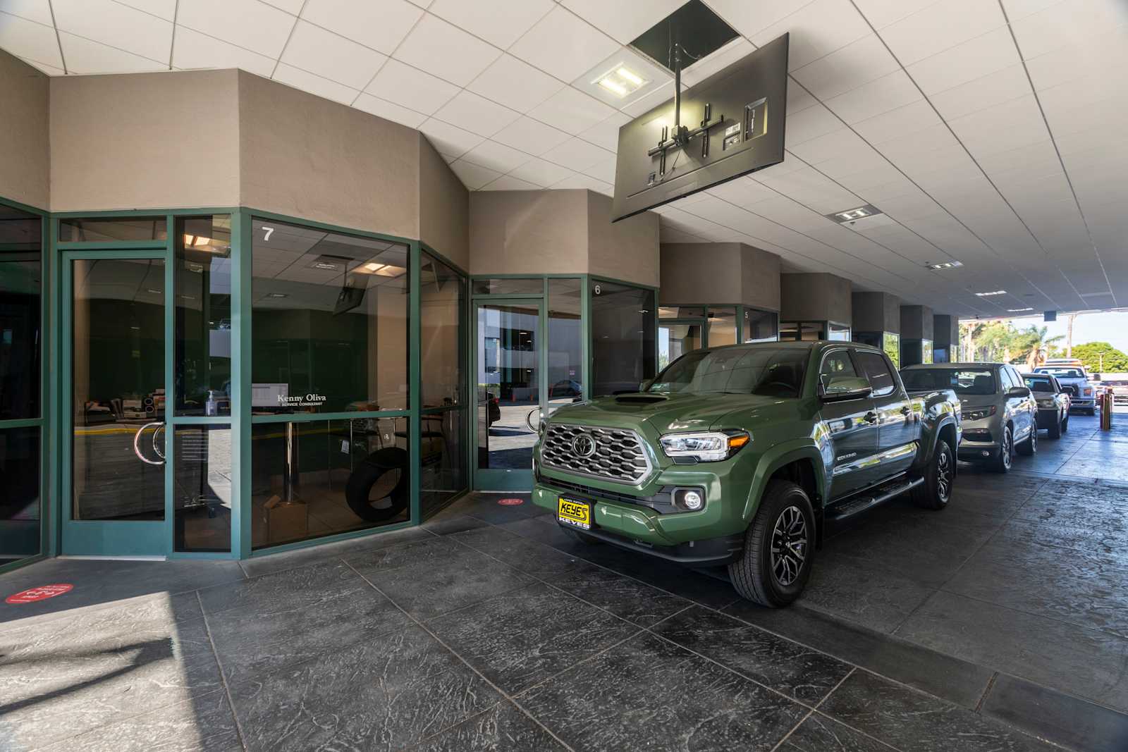 2025 Toyota Tacoma SR5 39