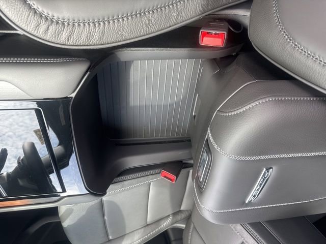 2026 GMC Yukon XL Denali - Photo 24
