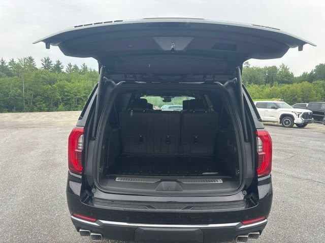 2026 GMC Yukon XL Denali Ultimate - Photo 28