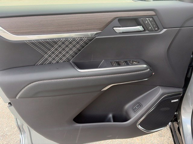 2027 GMC Acadia Denali - Photo 9