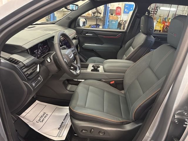 2026 GMC Acadia AT4 - Photo 11