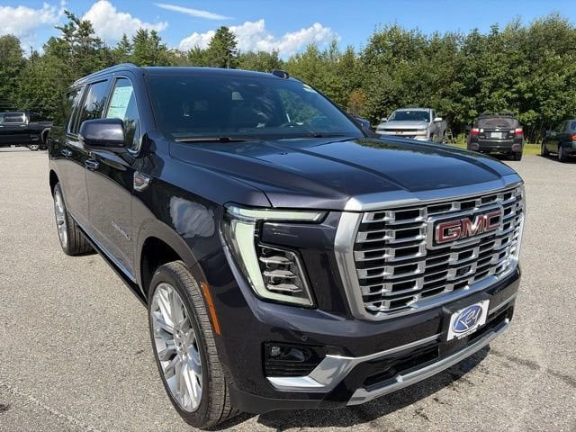 2026 GMC Yukon XL Denali - Photo 9