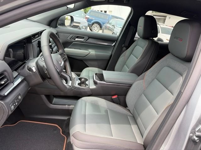 2026 GMC Terrain AT4 - Photo 13