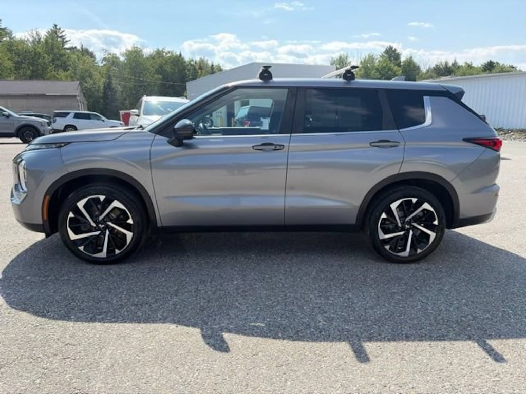 Used 2022 Mitsubishi Outlander SE 2.5 S-AWC SUV