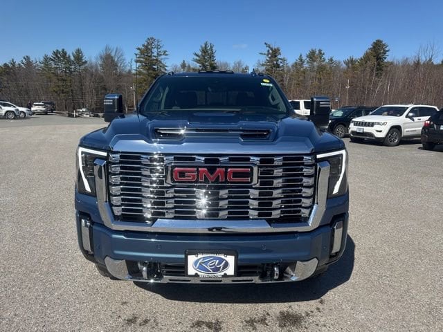 2026 GMC Sierra 2500HD Denali - Photo 2