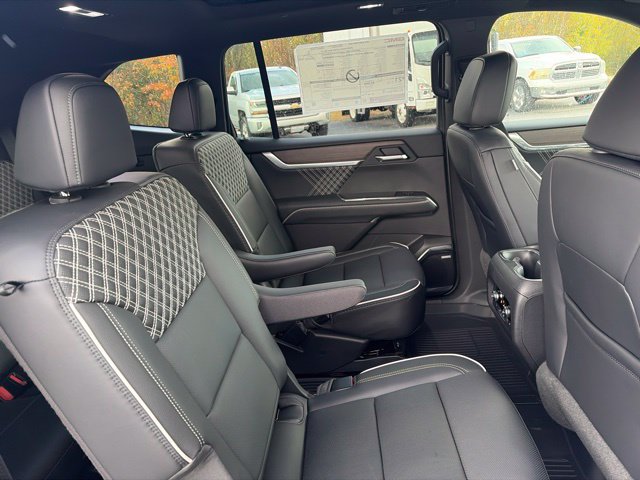 2027 GMC Acadia Denali - Photo 31