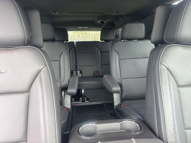 2026 GMC Yukon XL Denali - Photo 44