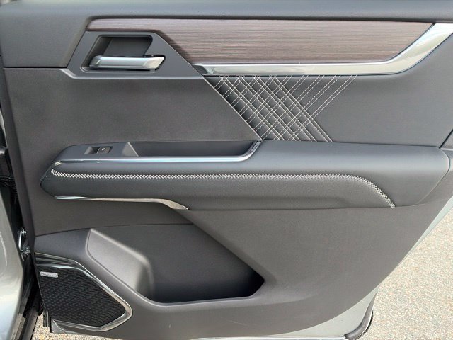 2027 GMC Acadia Denali - Photo 29