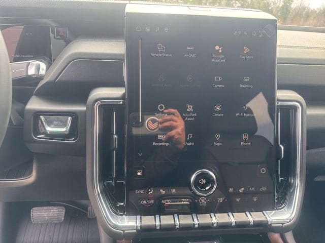 2026 GMC Yukon XL Denali - Photo 19