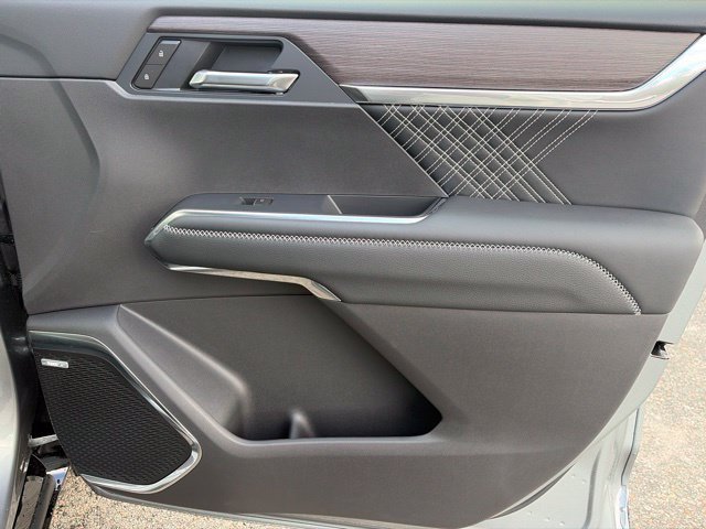 2027 GMC Acadia Denali - Photo 35