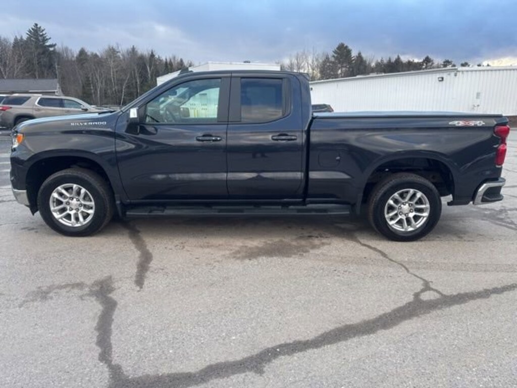 Used 2024 Chevrolet Silverado 1500 LT Truck