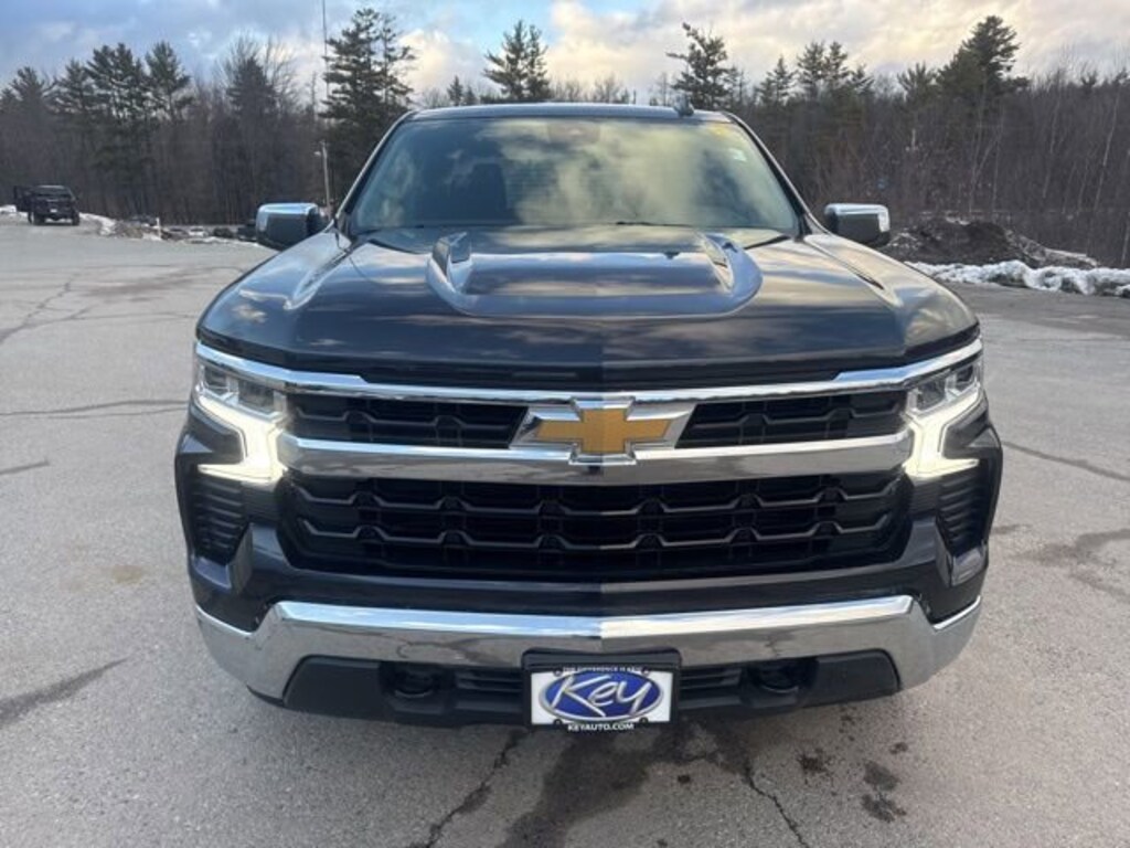 Used 2024 Chevrolet Silverado 1500 LT Truck
