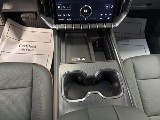 2026 GMC Acadia AT4 - Photo 18
