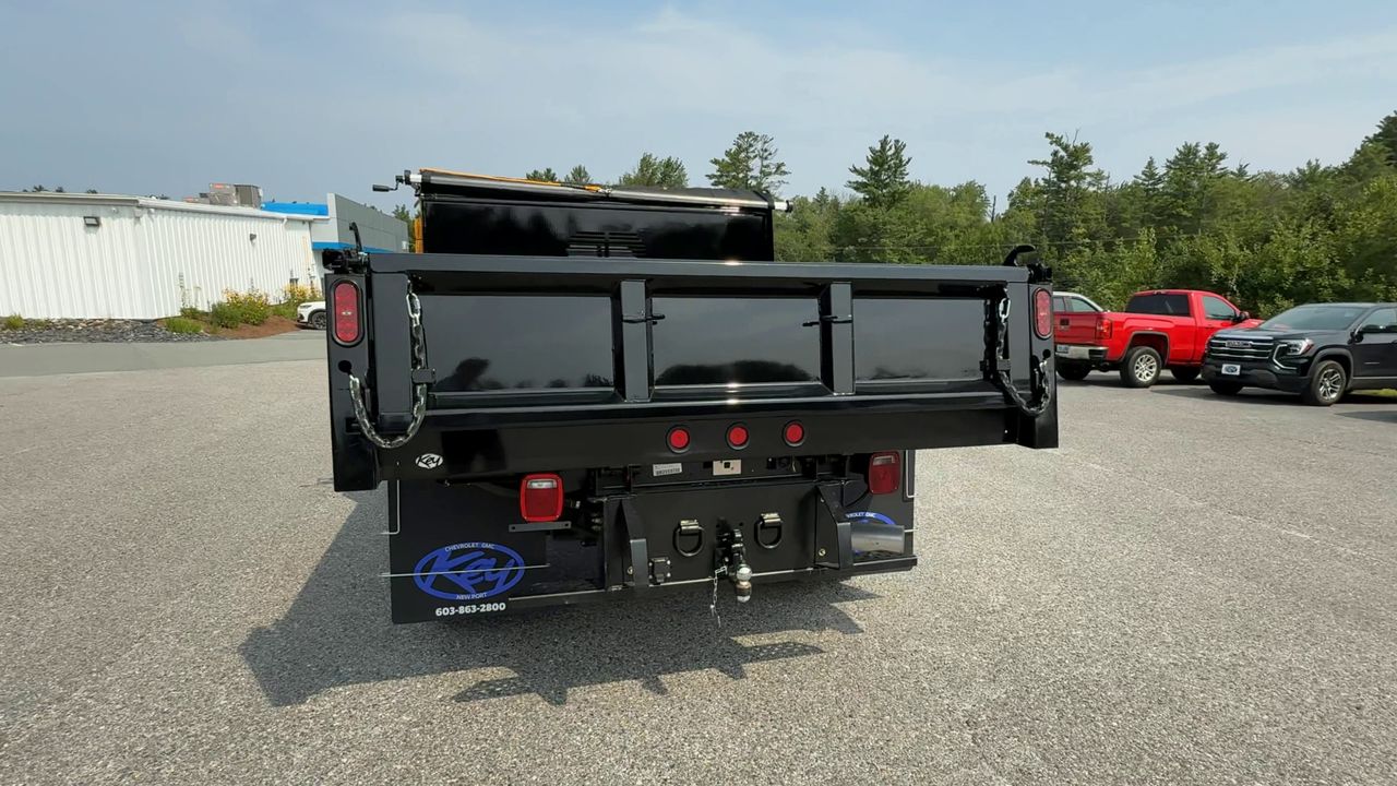 2025 GMC Sierra 3500HD Pro - Photo 40