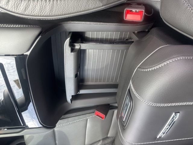 2026 GMC Yukon XL Denali - Photo 25