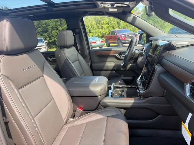 2026 GMC Yukon XL Denali - Photo 38