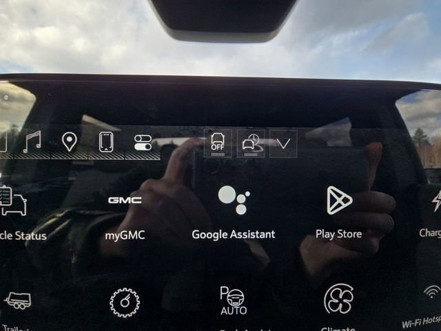 2026 GMC HUMMER EV 2X - Photo 17