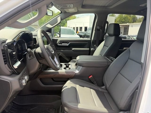 2026 GMC Sierra 2500HD SLT - Photo 12