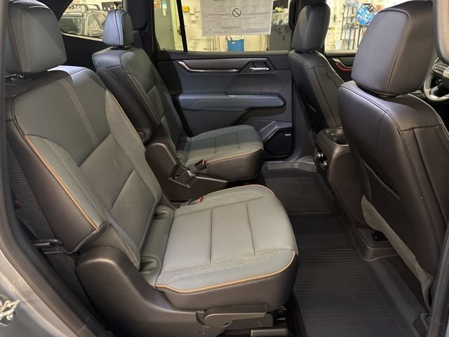 2026 GMC Acadia AT4 - Photo 26