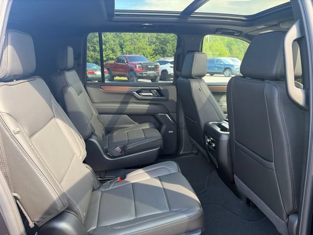 2026 GMC Yukon XL Denali - Photo 32