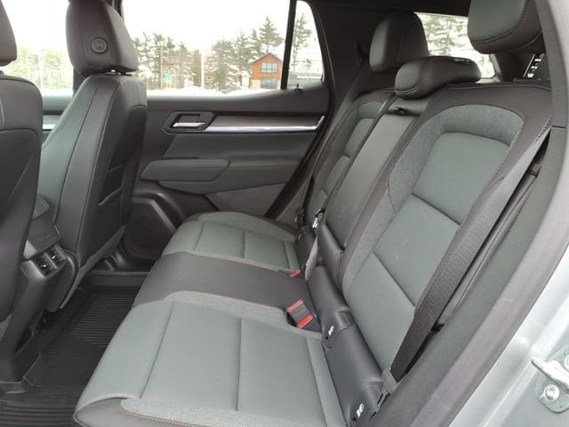 2026 GMC Terrain AT4 - Photo 9
