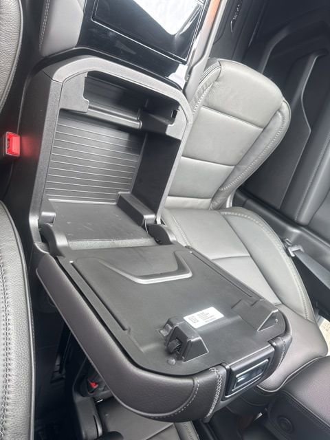 2026 GMC Yukon XL Denali - Photo 23