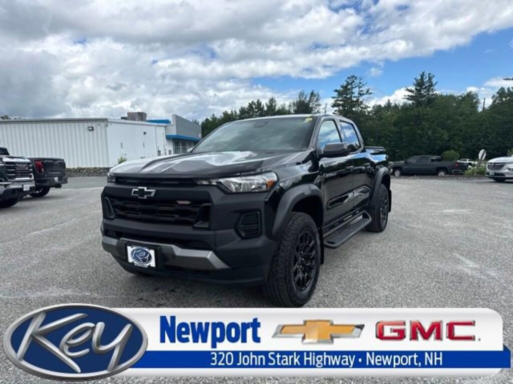Used 2025 Chevrolet Colorado Trail Boss Truck
