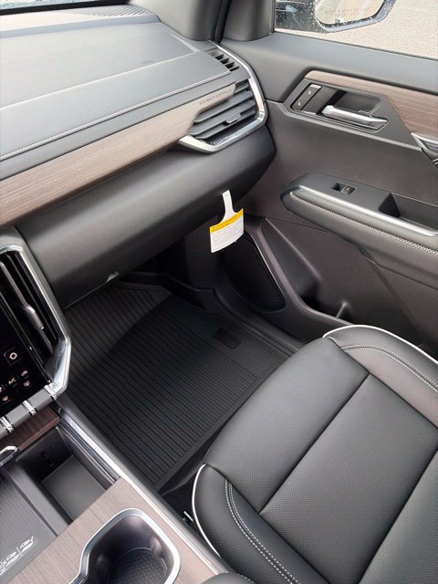2027 GMC Acadia Denali - Photo 13