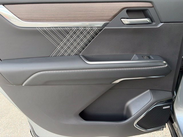 2027 GMC Acadia Denali - Photo 25