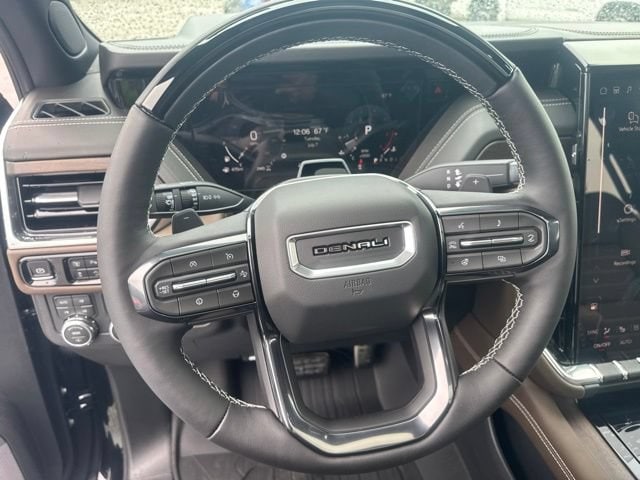 2026 GMC Yukon XL Denali Ultimate - Photo 13