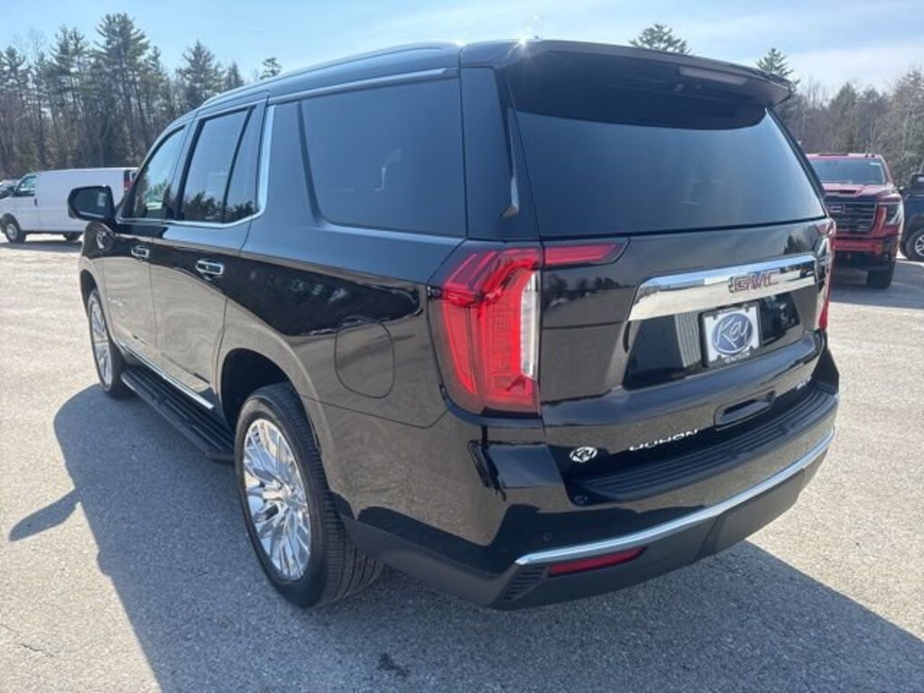 Used 2024 GMC Yukon SLT SUV