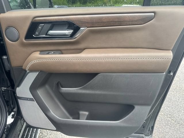 2026 GMC Yukon XL Denali Ultimate - Photo 30