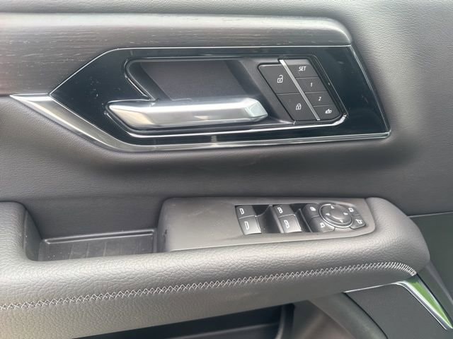 2026 GMC Yukon XL Denali - Photo 11