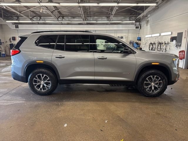 2026 GMC Acadia AT4 - Photo 7