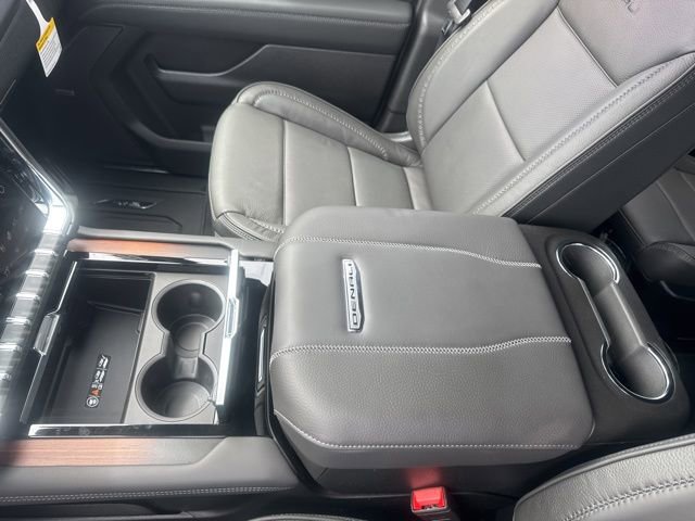 2026 GMC Yukon XL Denali - Photo 21